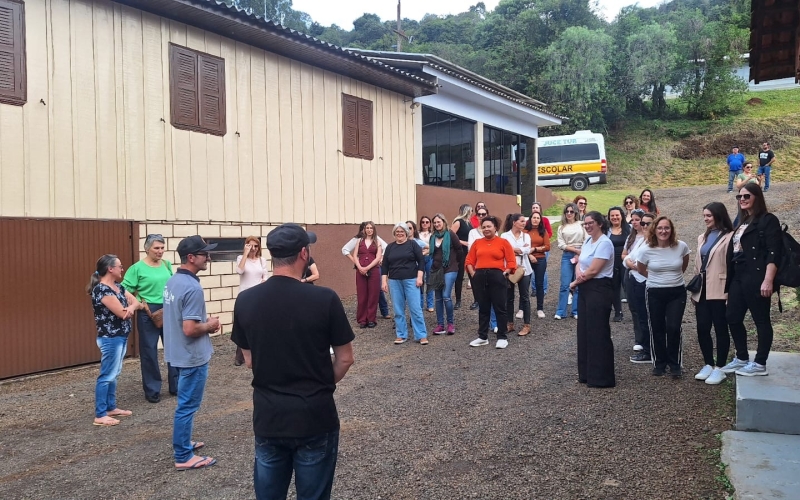 Turistas Desvendam os Sabores e Encantos da Terra do Vinho e do Queijo