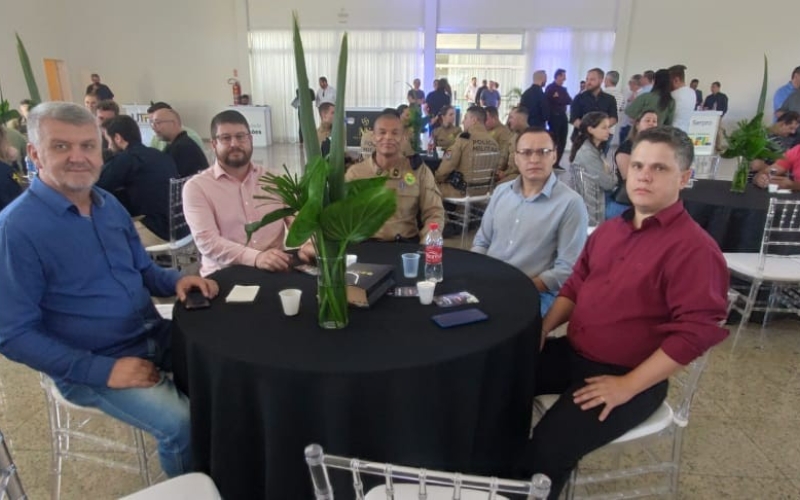 Prefeito participa de reunião em Pato Branco sobre segurança pública e monitoramento no Sudoeste