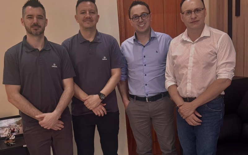 Prefeito recebe novo gerente da Cooperativa Cresol