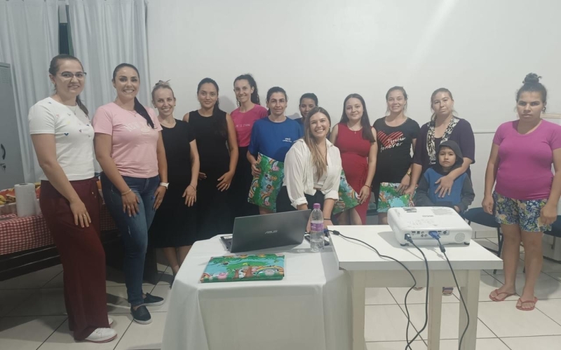 Primeiro Encontro de Gestantes de 2025 Aborda Alimentação Saudável